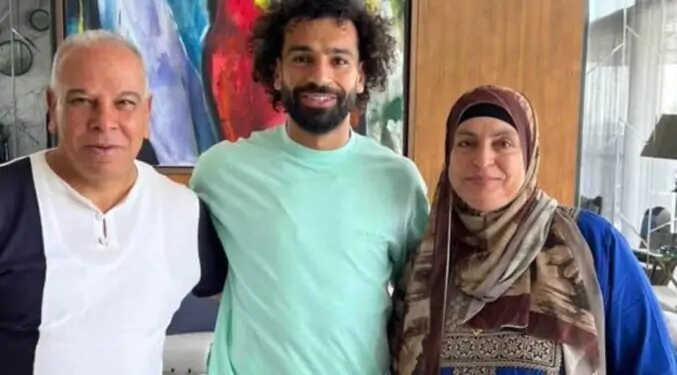 Egyptian King Mohamed Salah with his father Salah Ghaly and his mother