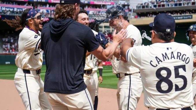twins-max-kepler-philadelphia-phillies
