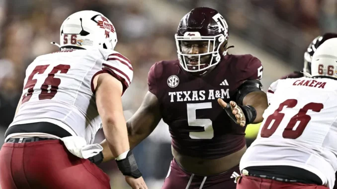 Texas-AM-Aggies-defensive-lineman-Shemar-Turner-5-defends-in-coverage